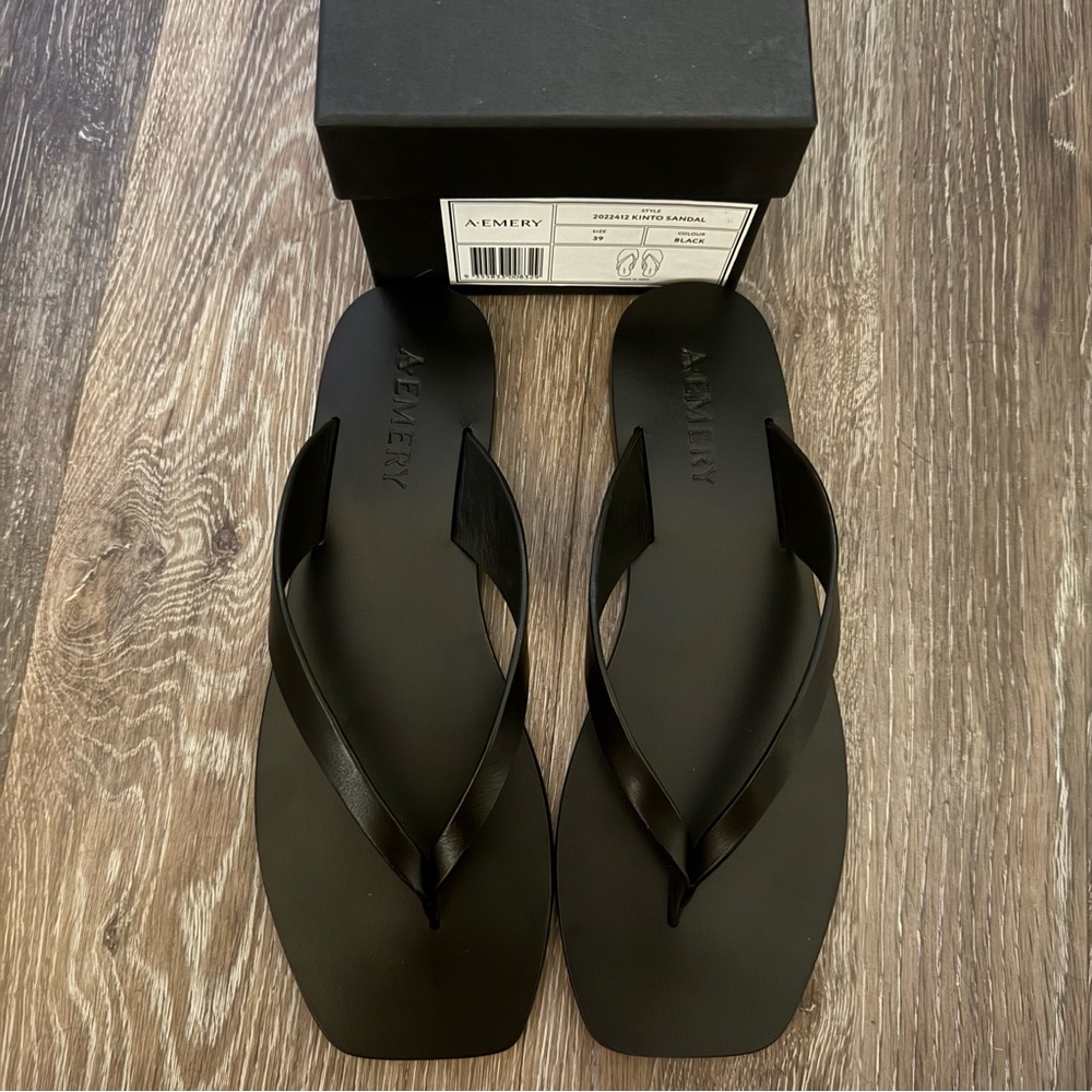 A.Emery Black Kinto Sandals Size 39 NWT